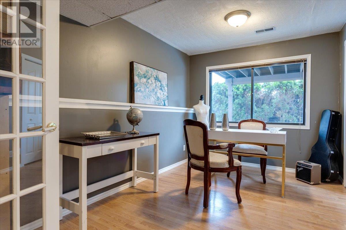 11047 Pretty Road