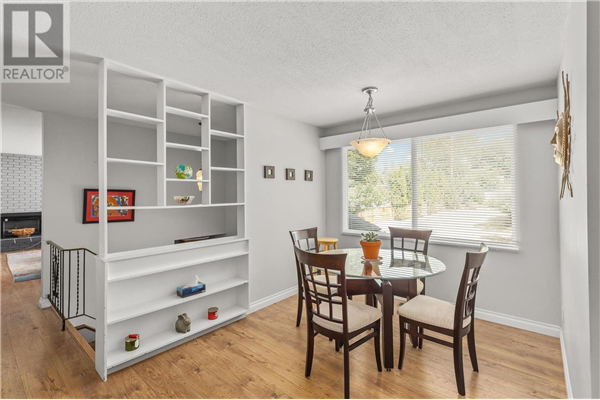 563 Poplar Road,, Kelowna