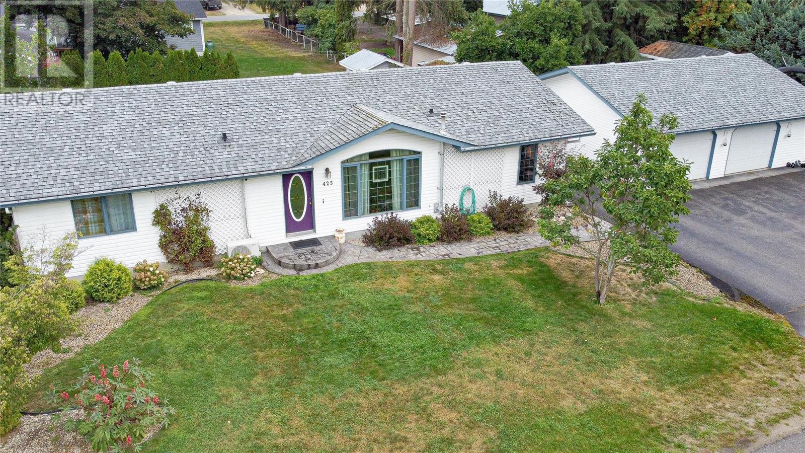 425 Maduik Avenue