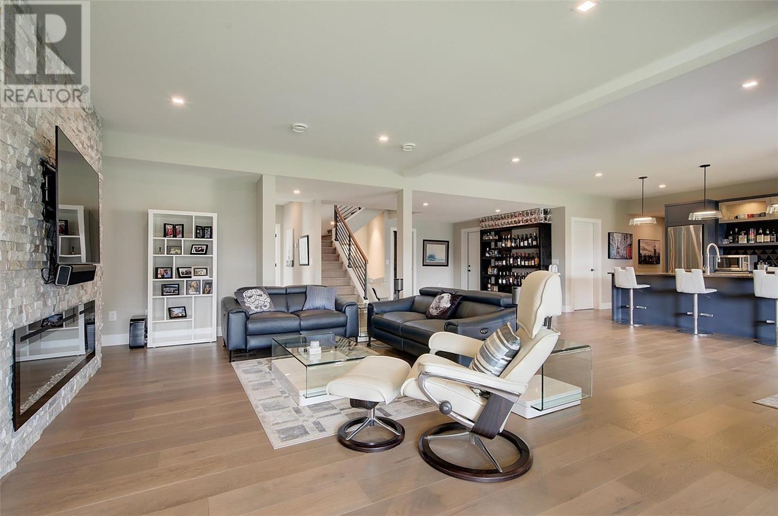 731 Carnoustie Drive