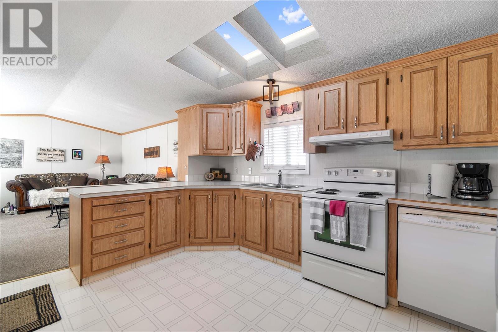 900 10 Avenue SE Unit# 10, #10