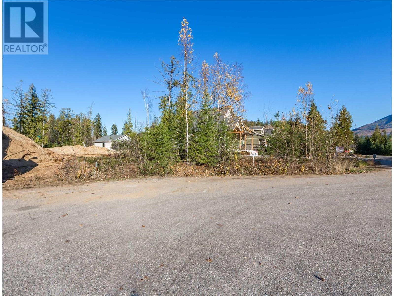 3479 Mabel Lake Place
