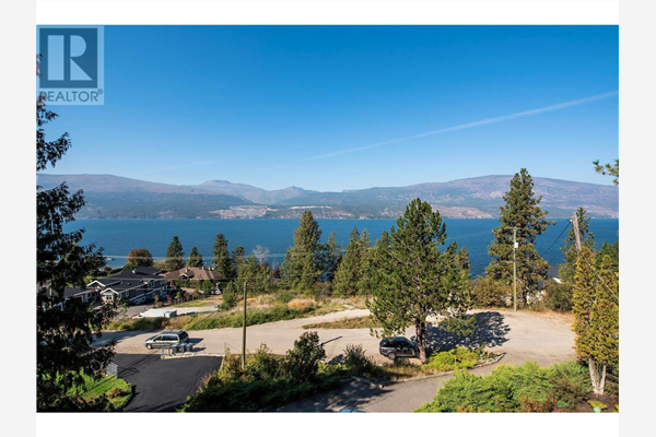 16651 Wentworth Road,, Lake Country
