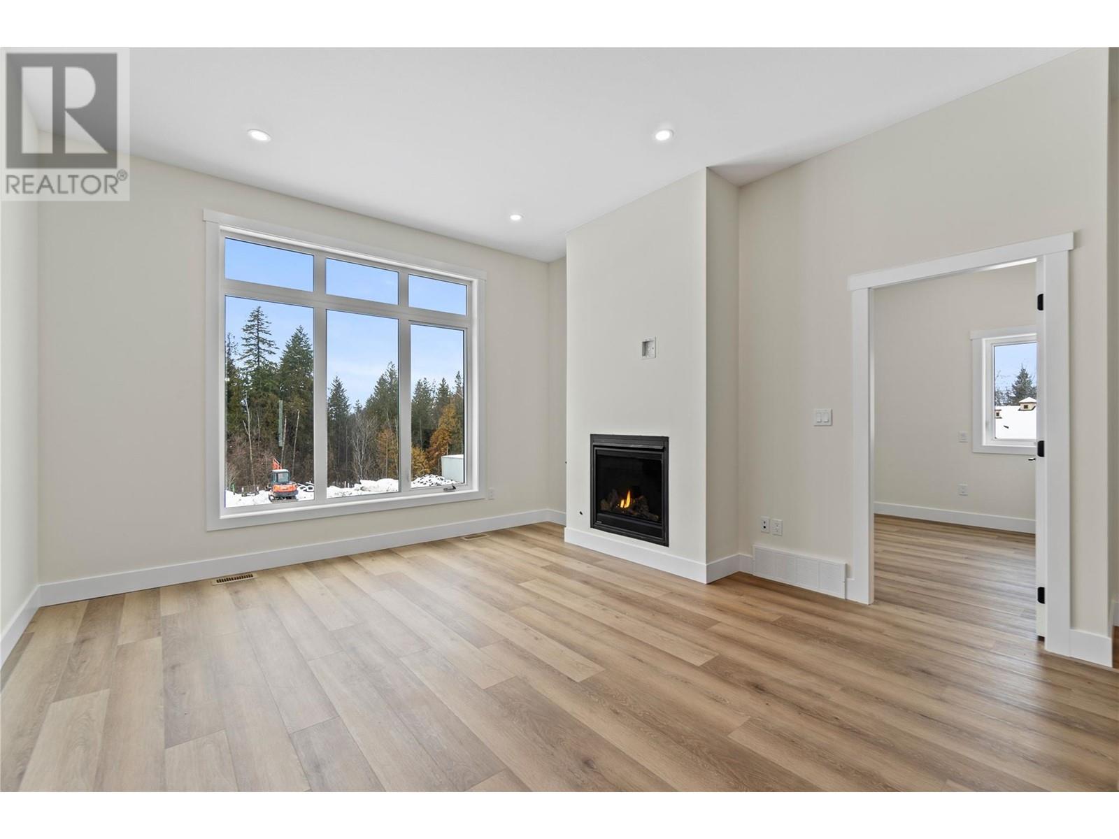 231 20 Street NE Unit# 16, #16