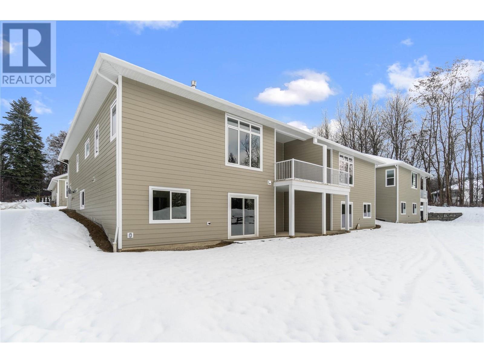 231 20 Street NE Unit# 16, #16