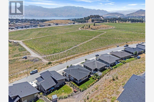 2608 Paramount Drive,, West Kelowna
