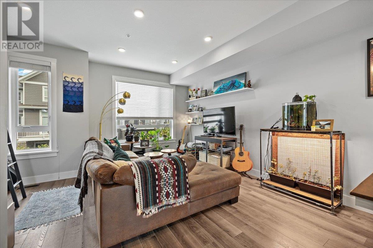 13098 Shoreline Way Unit# 33, #33