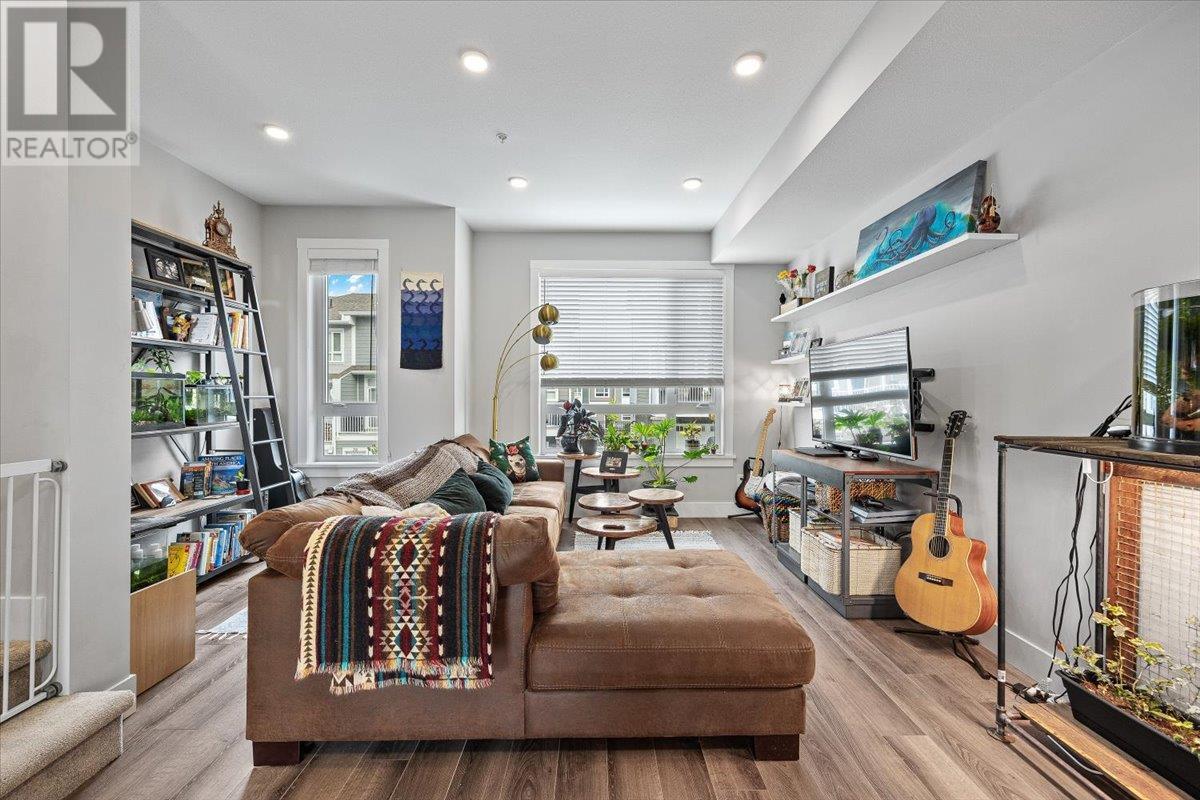 13098 Shoreline Way Unit# 33, #33