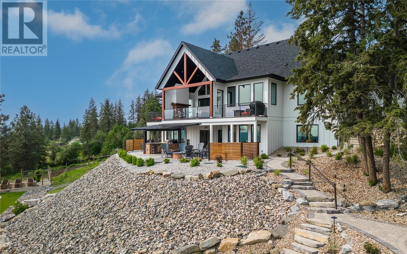 67 Twin Lakes Road