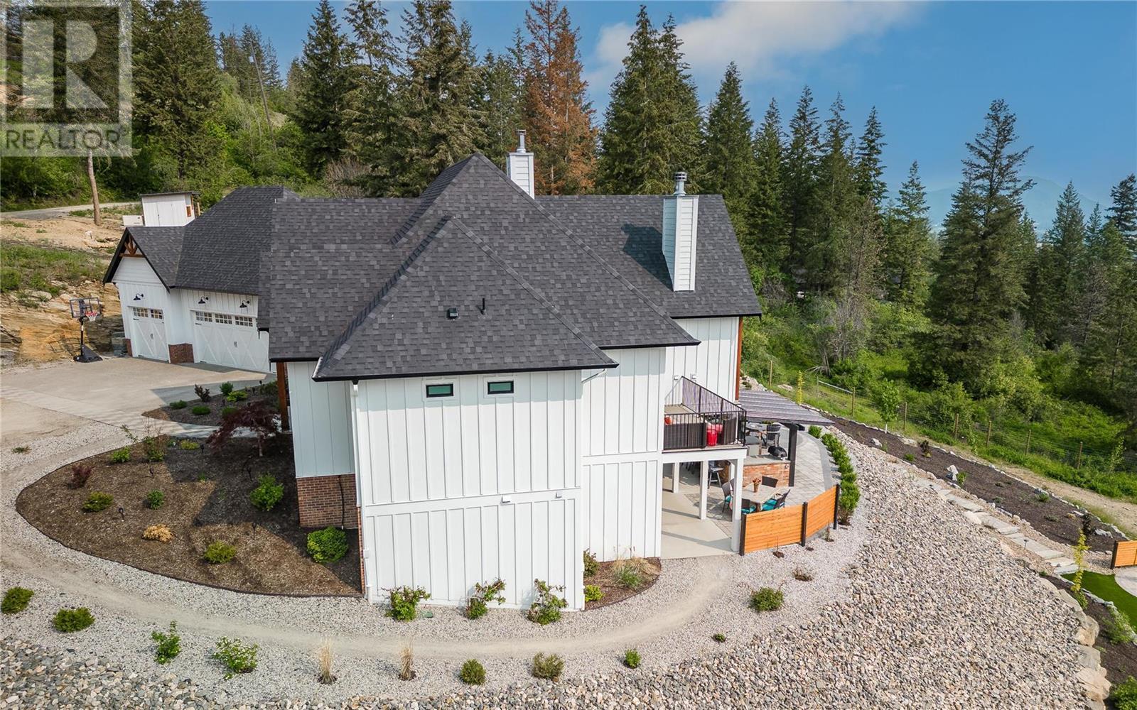 67 Twin Lakes Road