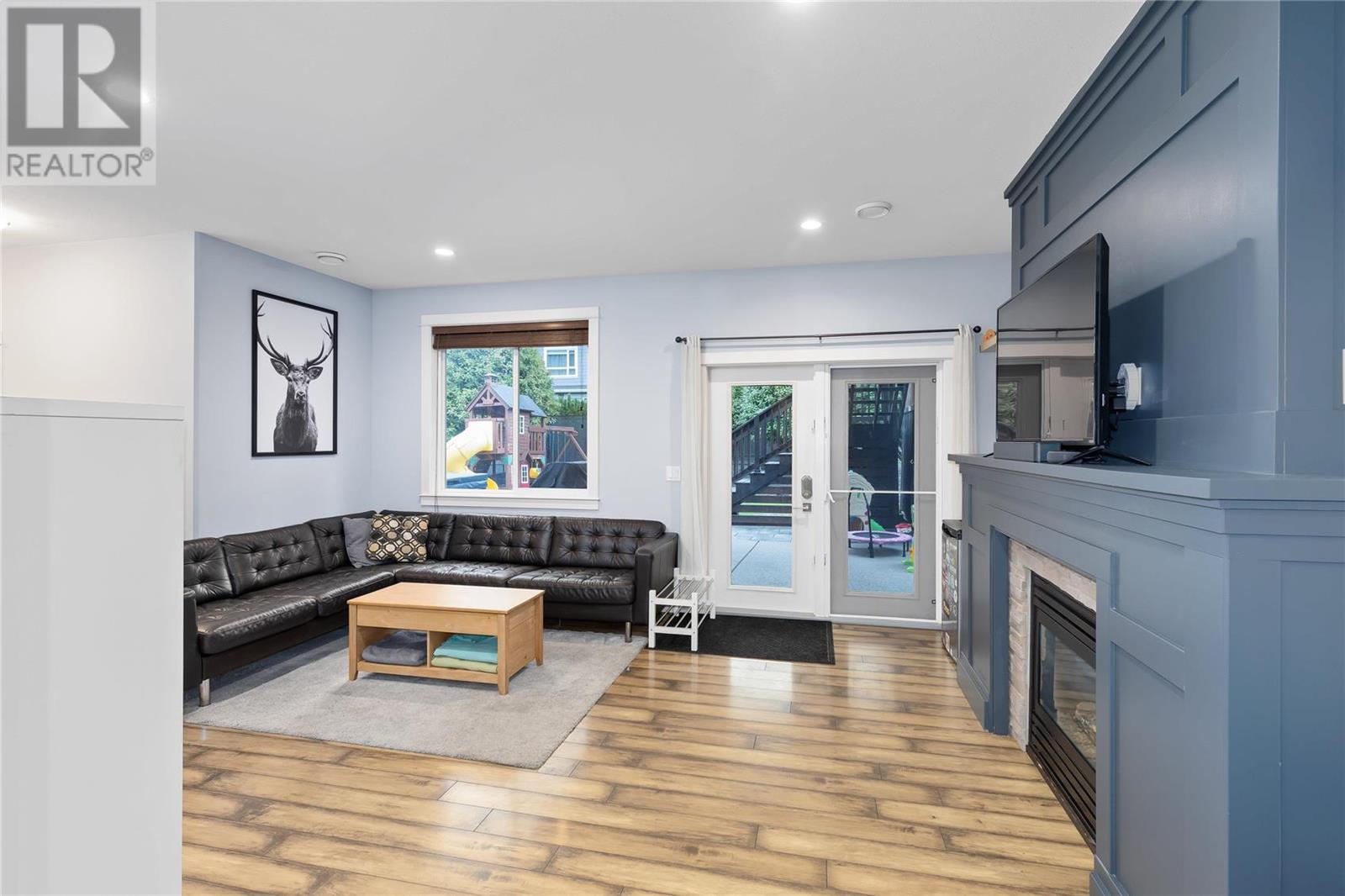 13033 Shoreline Drive