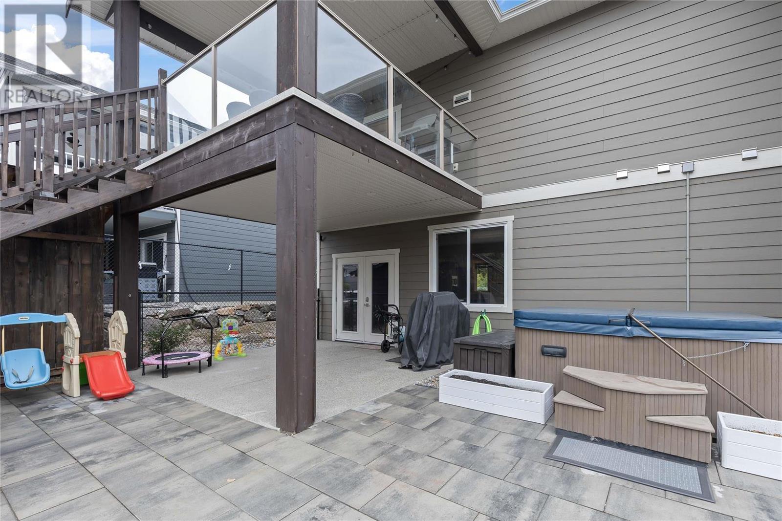 13033 Shoreline Drive