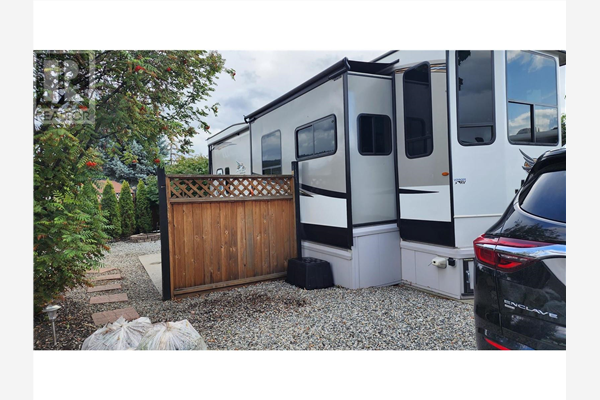 #13 415 COMMONWEALTH Road,, Kelowna