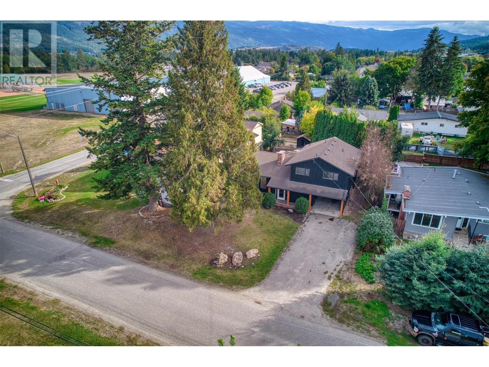 402 Kildonan Avenue