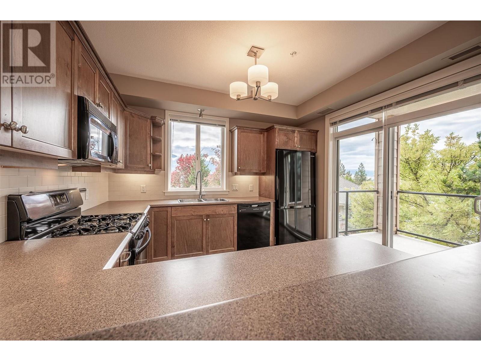 2532 Shoreline Drive Unit# 304, #304