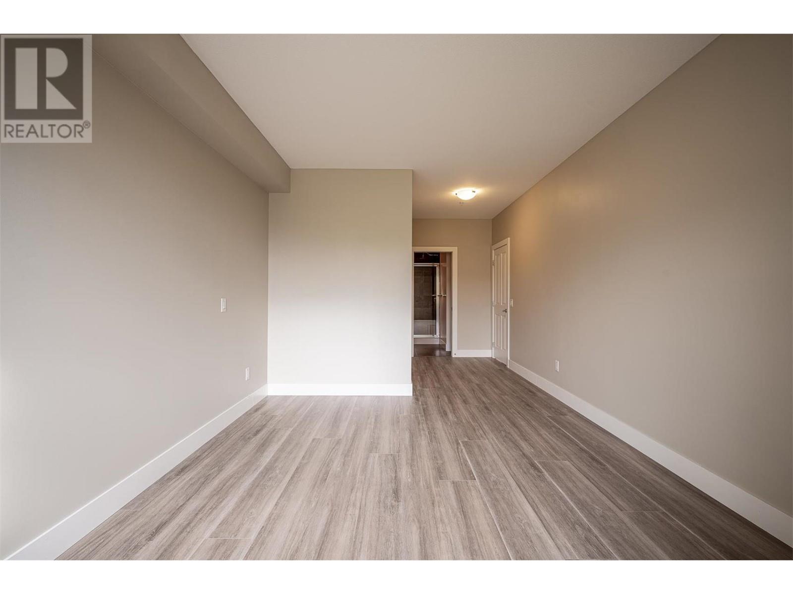 2532 Shoreline Drive Unit# 304, #304