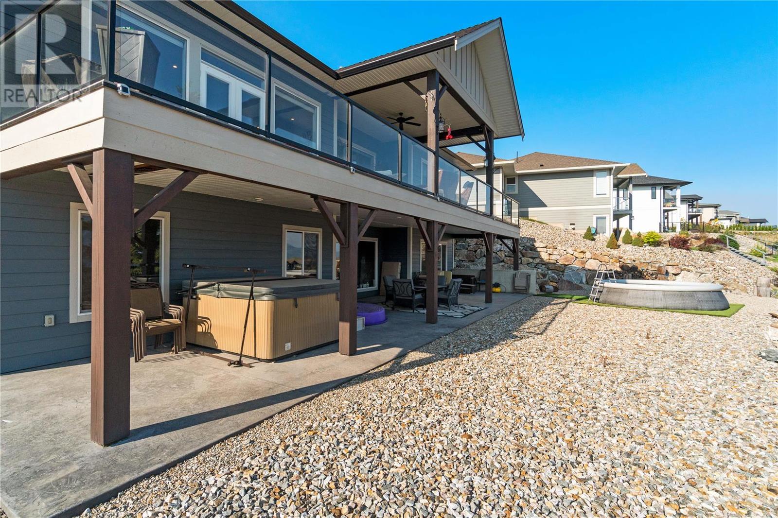 2516 Panoramic Way