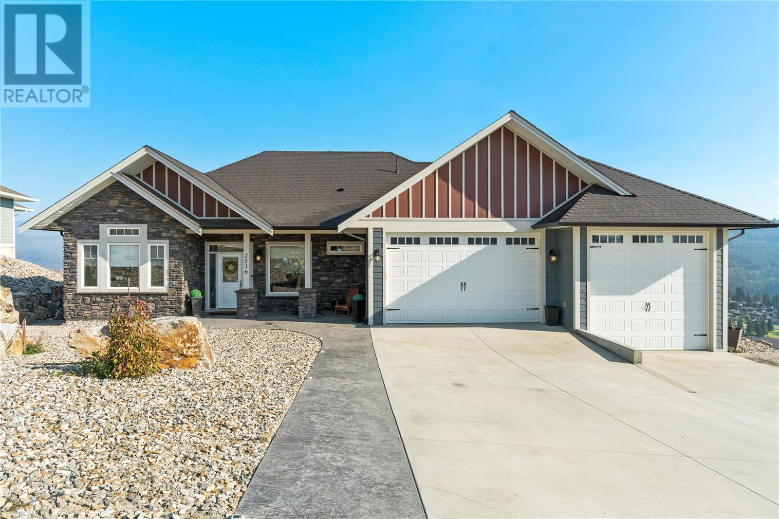 2516 Panoramic Way