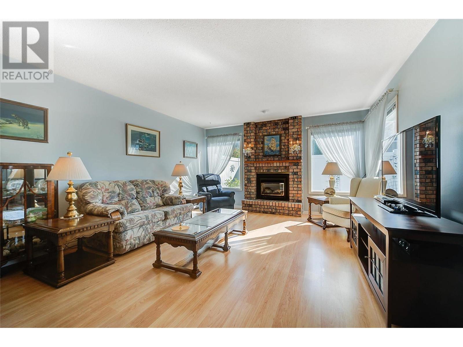 1101 Cameron Avenue Unit# 32, #32