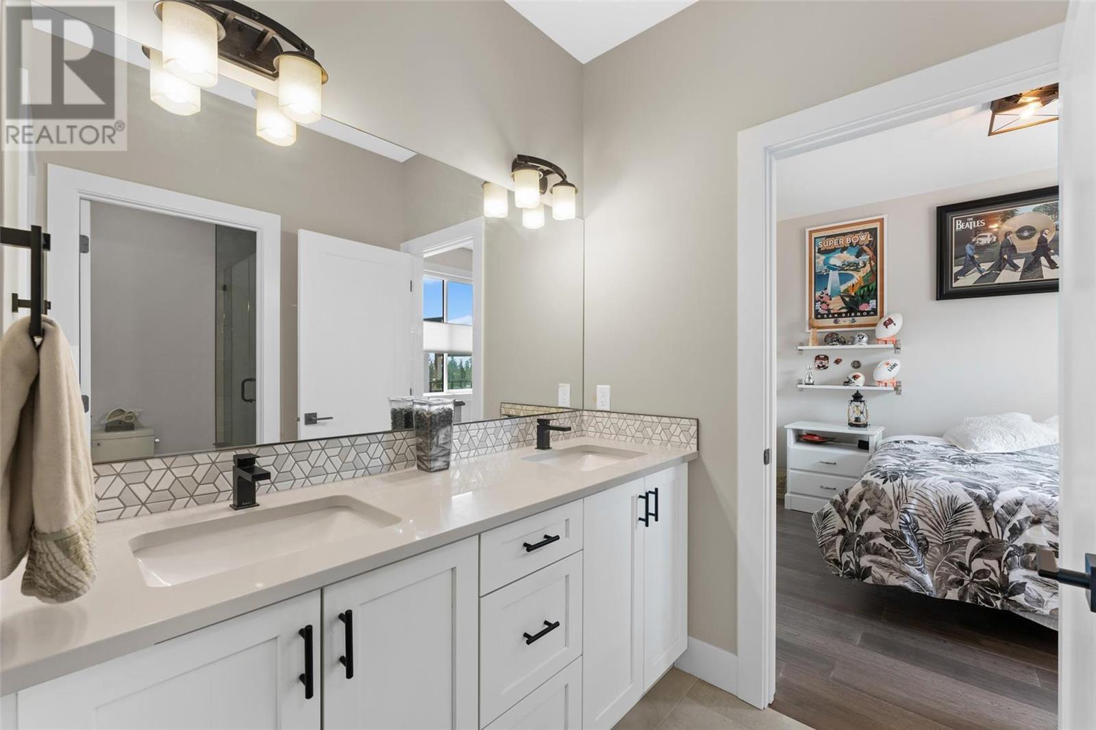 2492 Tallus Heights Lane