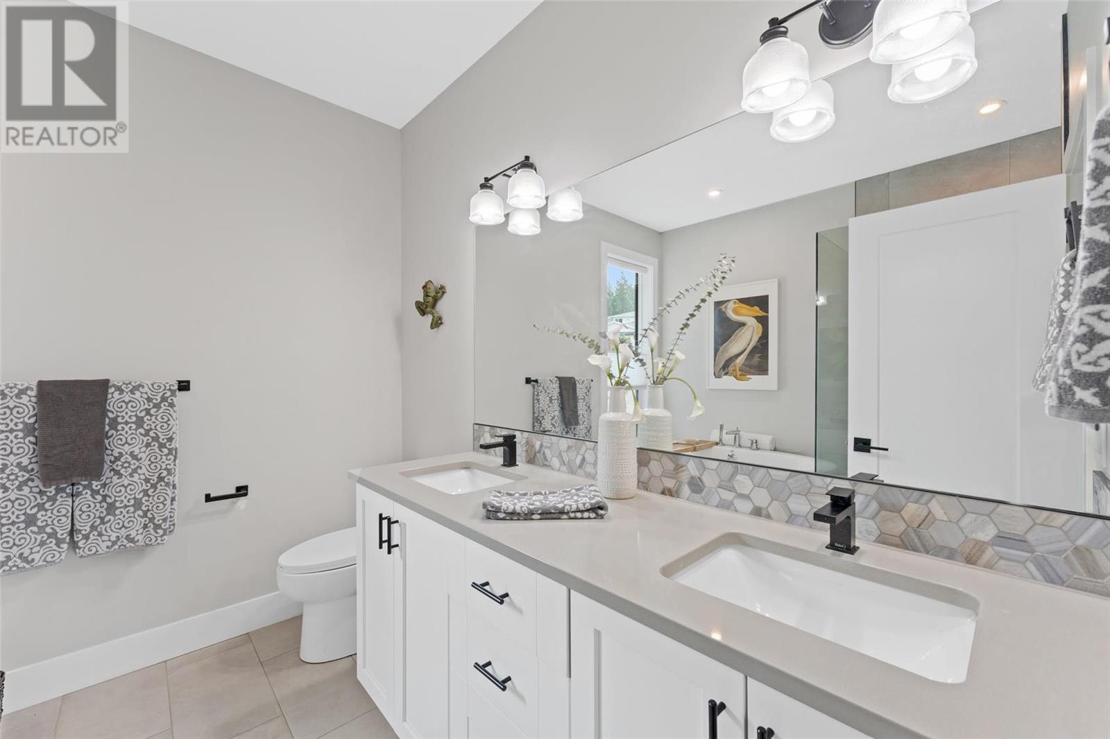 2492 Tallus Heights Lane