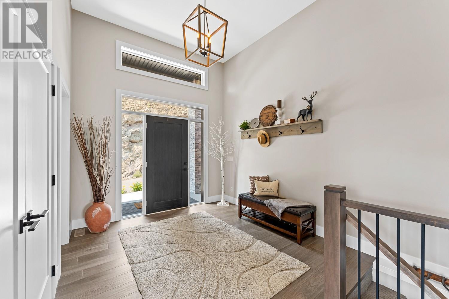 2492 Tallus Heights Lane