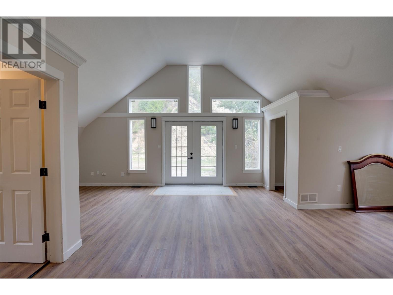 2561 Enderby Mabel Lake Road