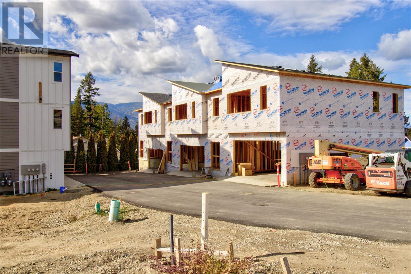 1180 Old Auto Road SE Unit# PSL 4 (#3), #PSL 4 (#3)