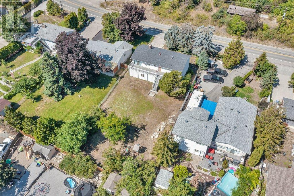 4863 PRINCETON Avenue