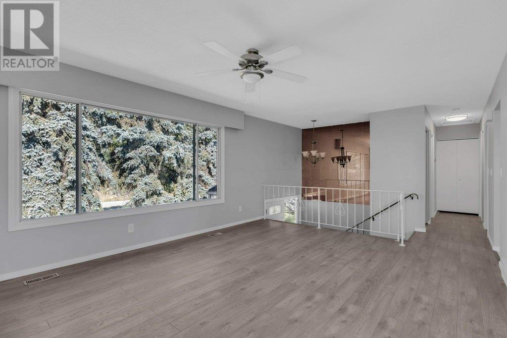 4863 PRINCETON Avenue