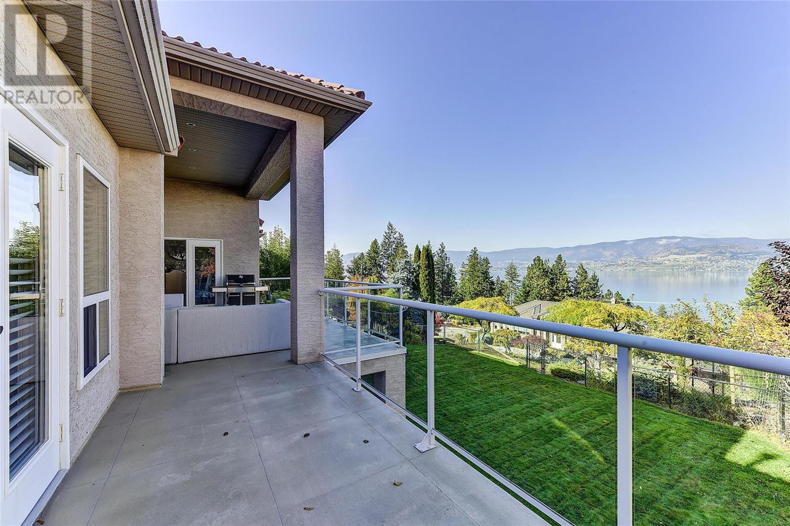 376 Uplands Court