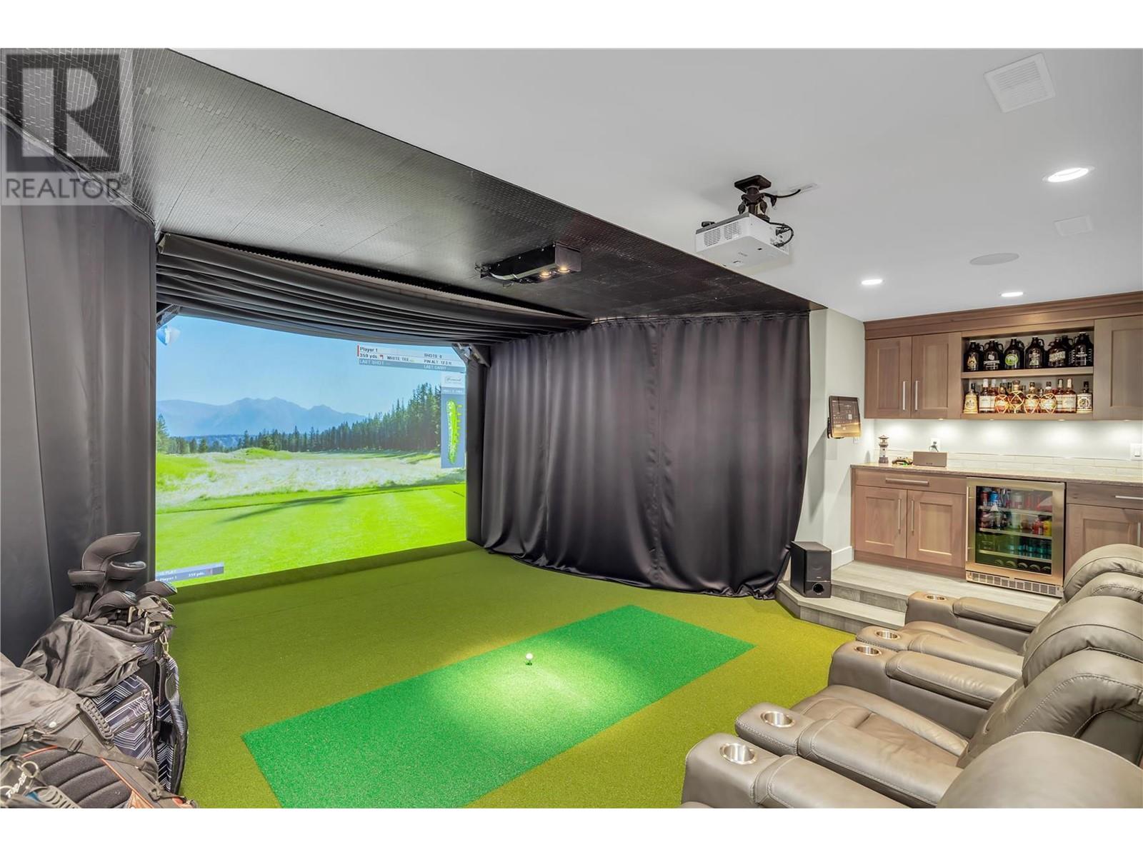 1813 Diamond View Drive
