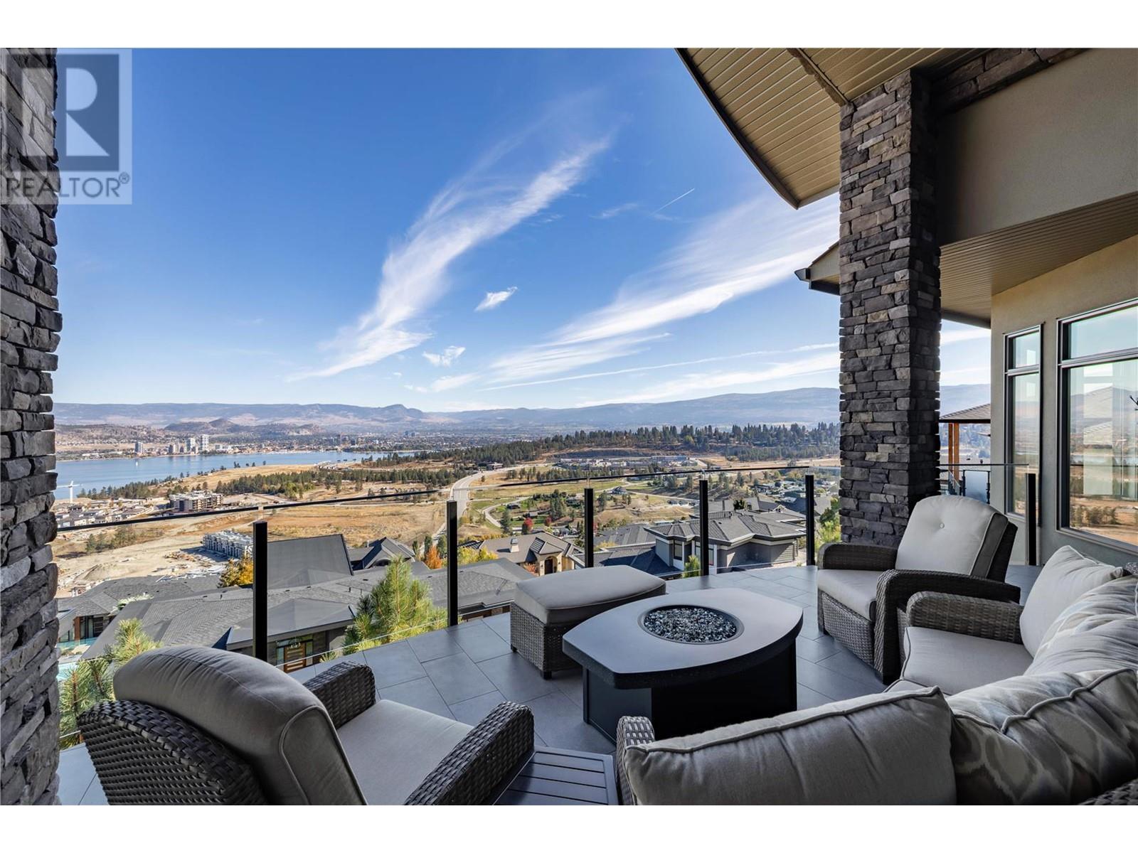 1813 Diamond View Drive