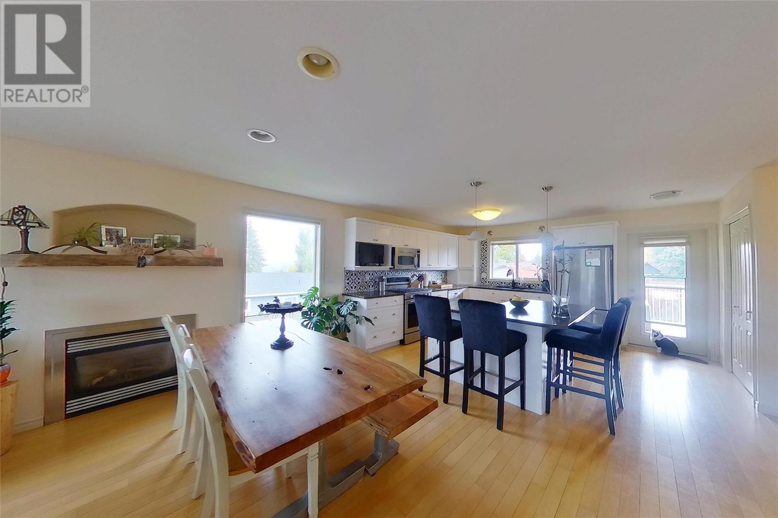 1920 13 Street SE