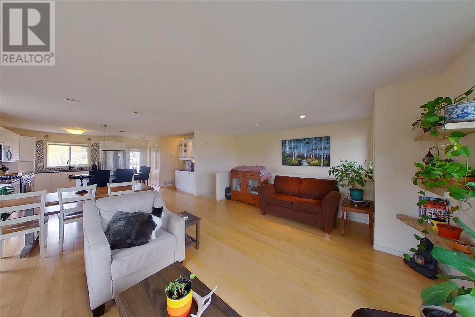 1920 13 Street SE