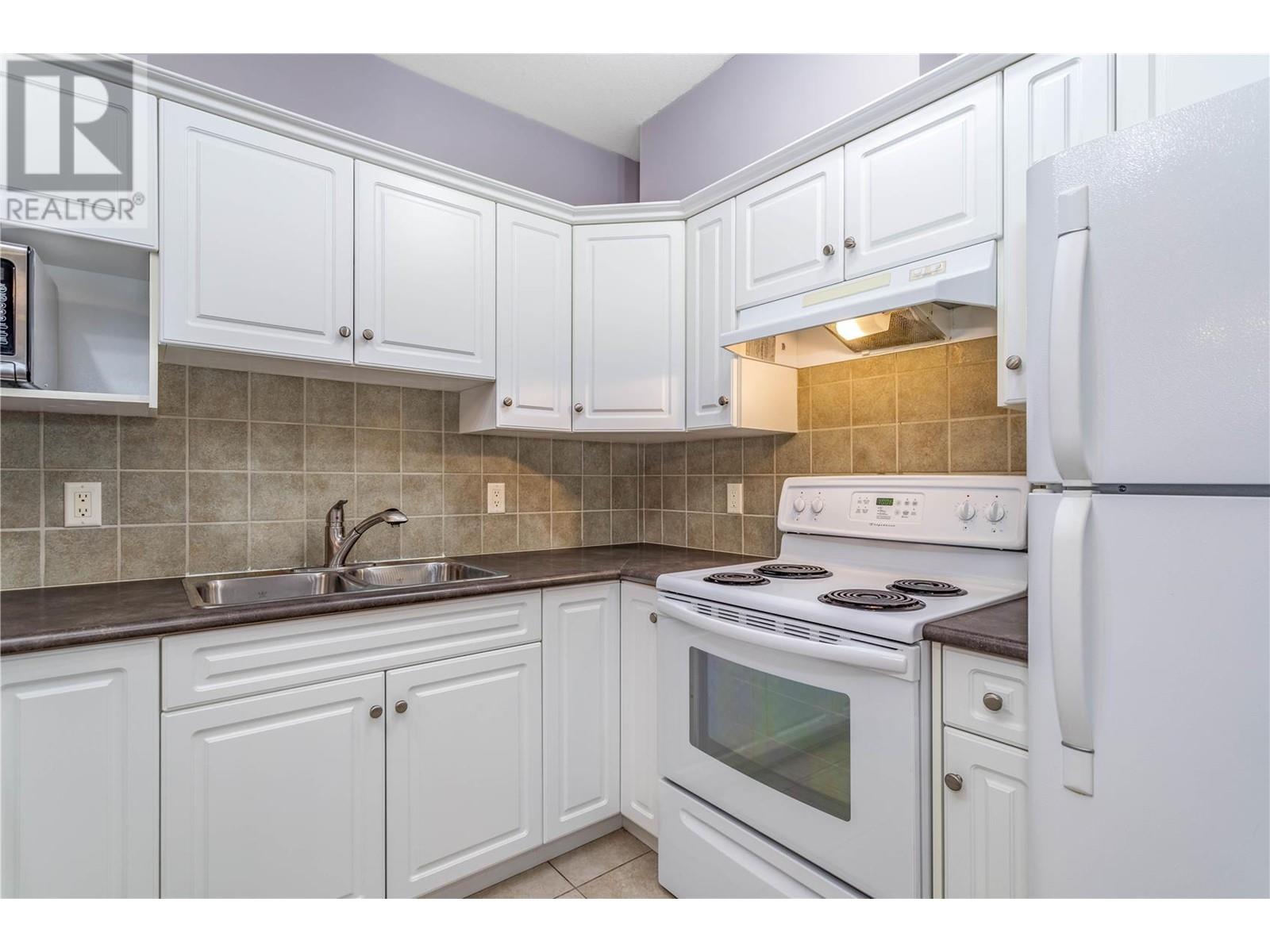2100 Boucherie Road Unit# 315, #315