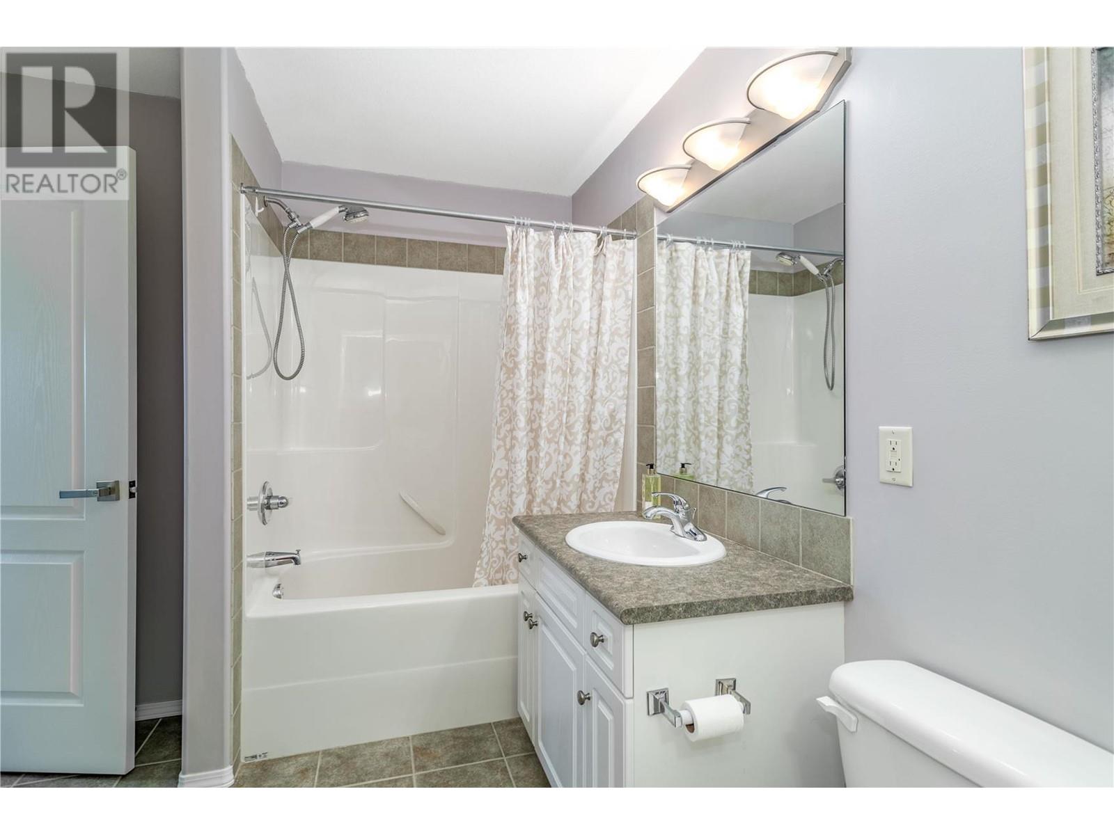 2100 Boucherie Road Unit# 315, #315