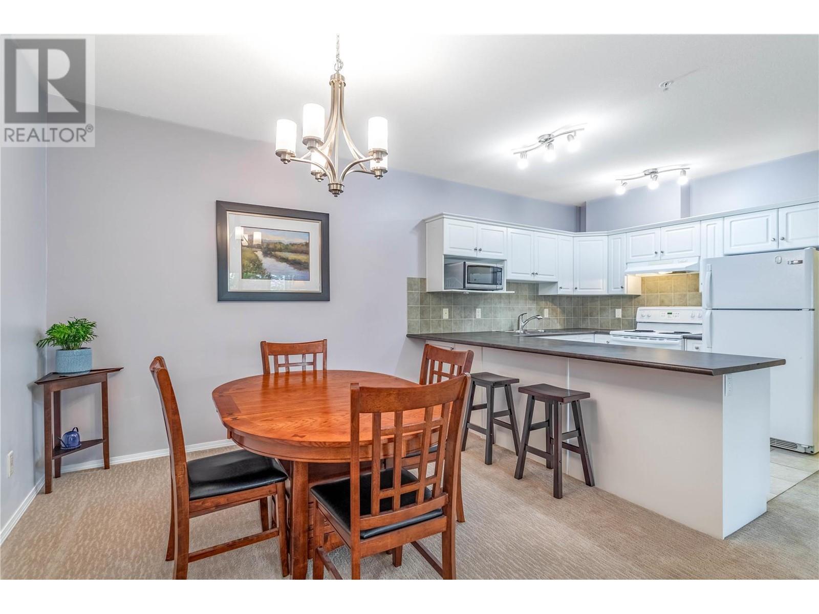 2100 Boucherie Road Unit# 315, #315