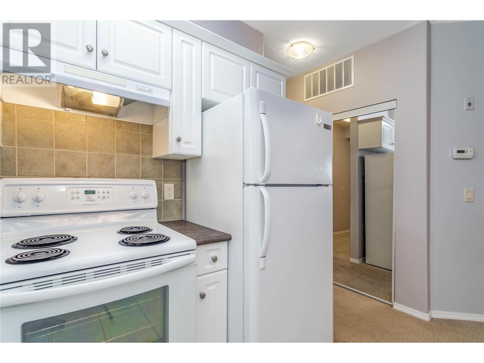 2100 Boucherie Road Unit# 315, #315