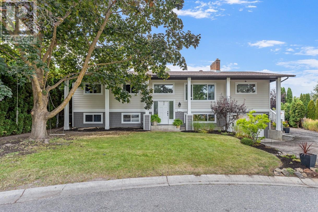 663 Paret Place