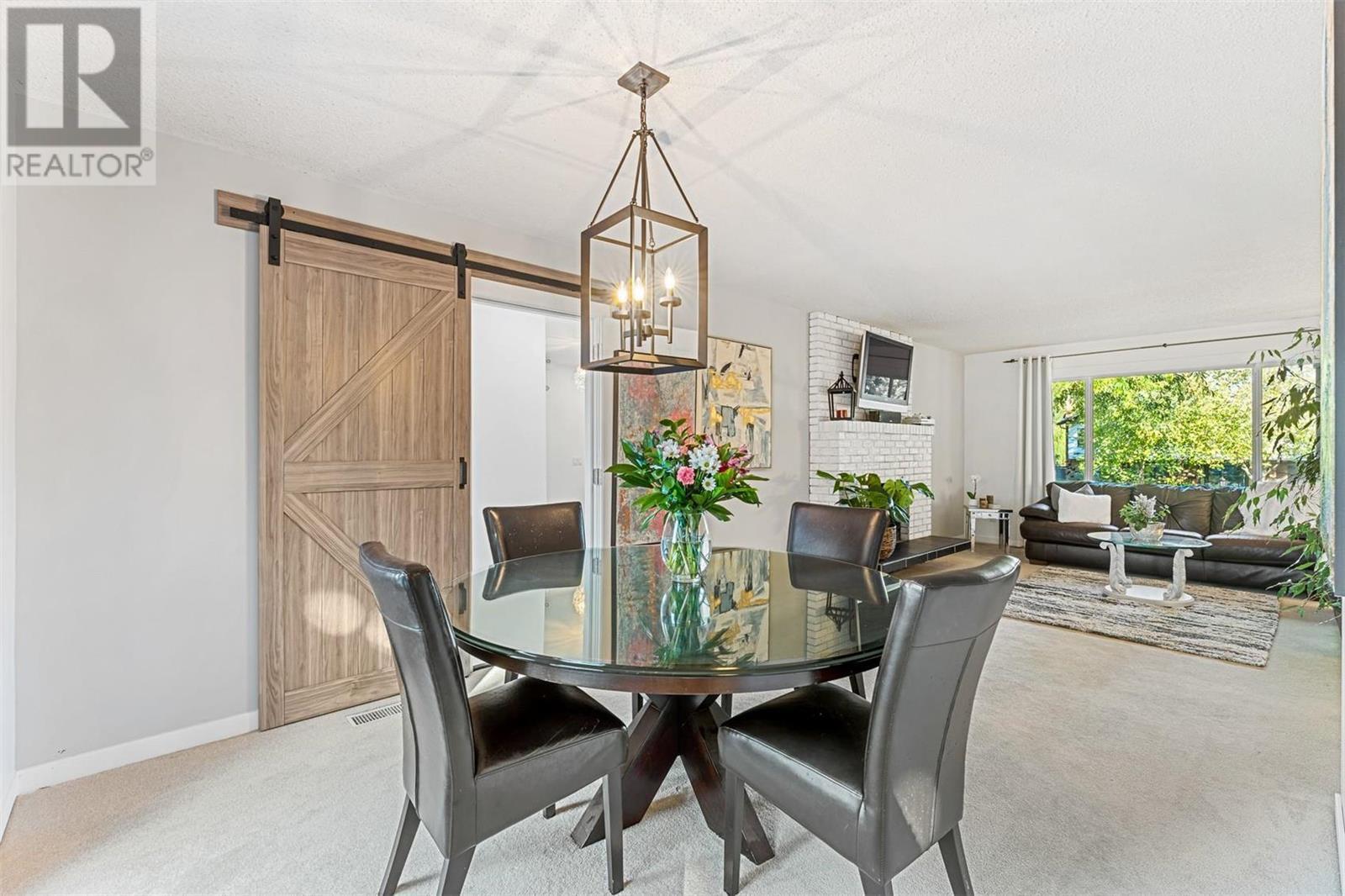 663 Paret Place