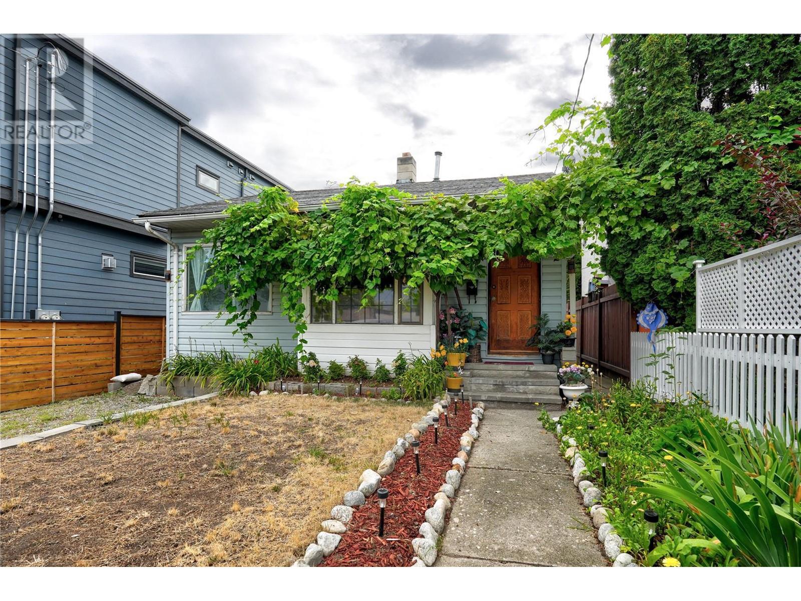 282 Van Horne Street