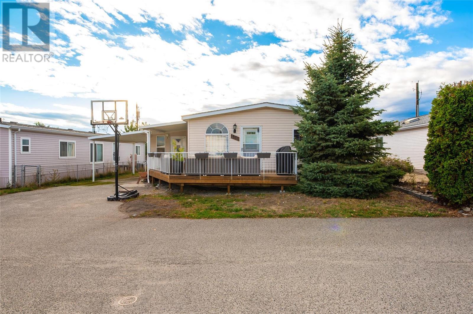 2005 Boucherie Road Unit# 140, #140