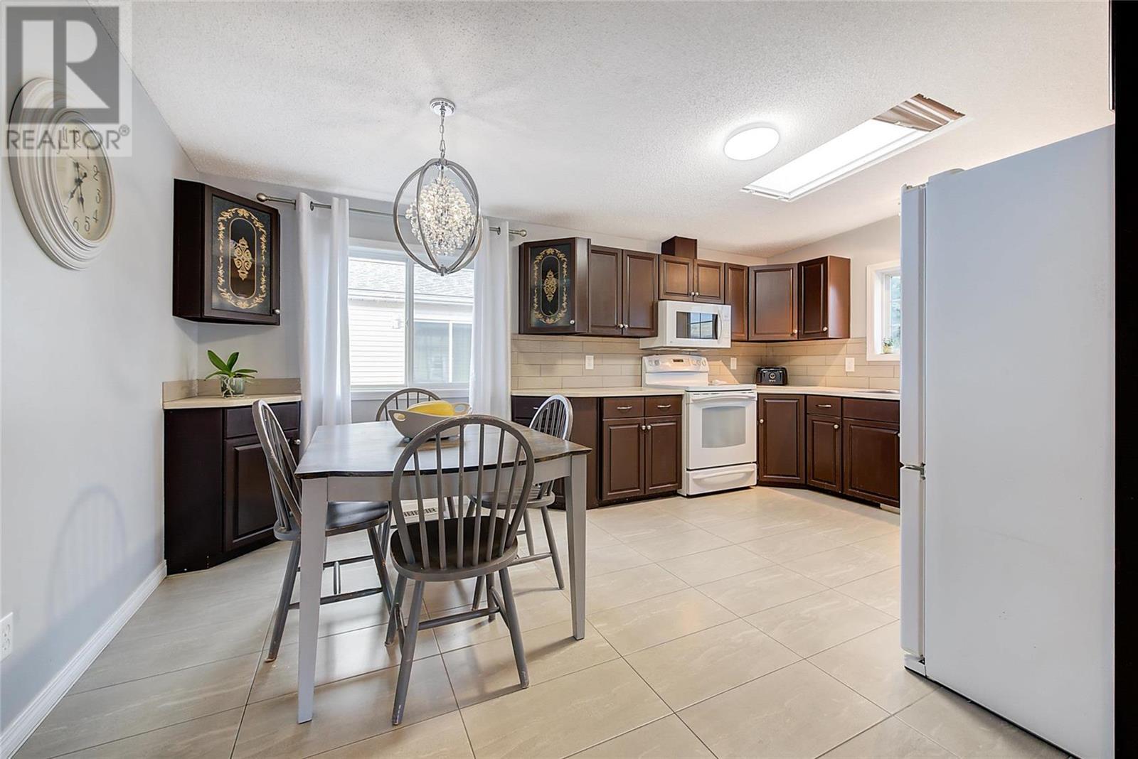 2005 Boucherie Road Unit# 140, #140
