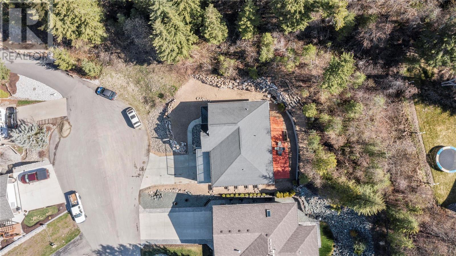 2592 Alpen Paradies Road Unit# 8, #8