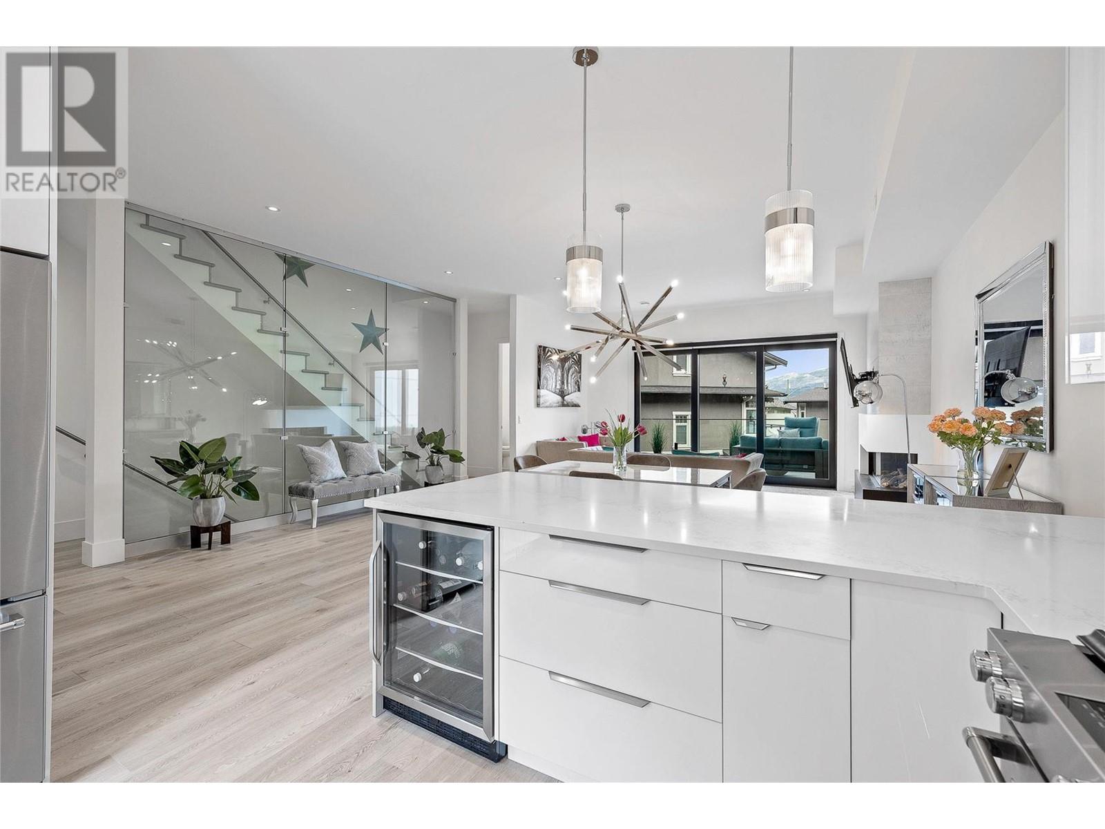 4364 Beach Avenue Unit# 5