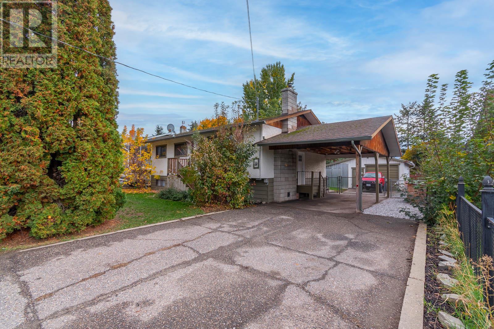 308 Larsen Avenue