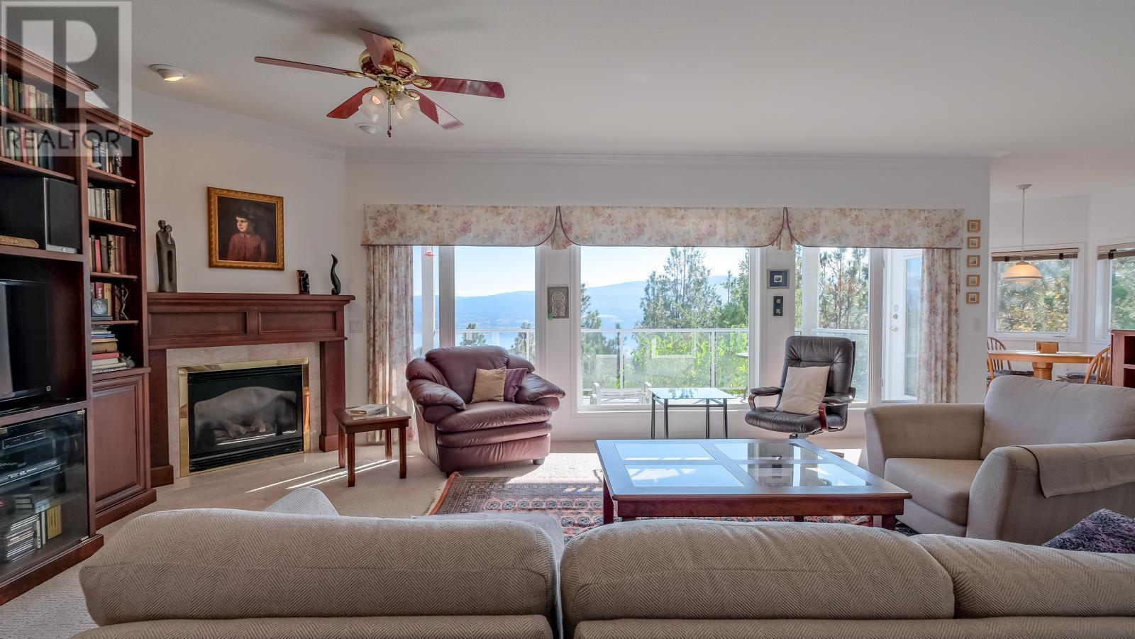 3084 Lakeview Cove Road