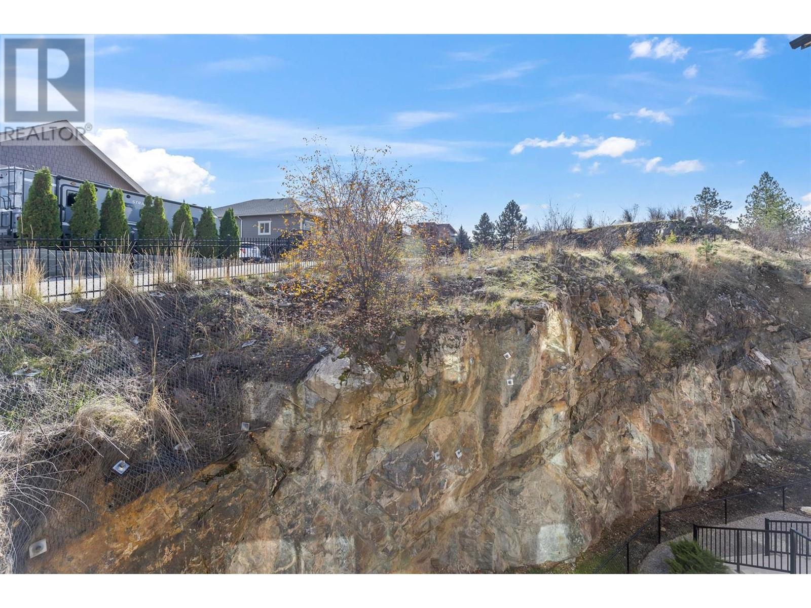 2532 Shoreline Drive Unit# 311, #311