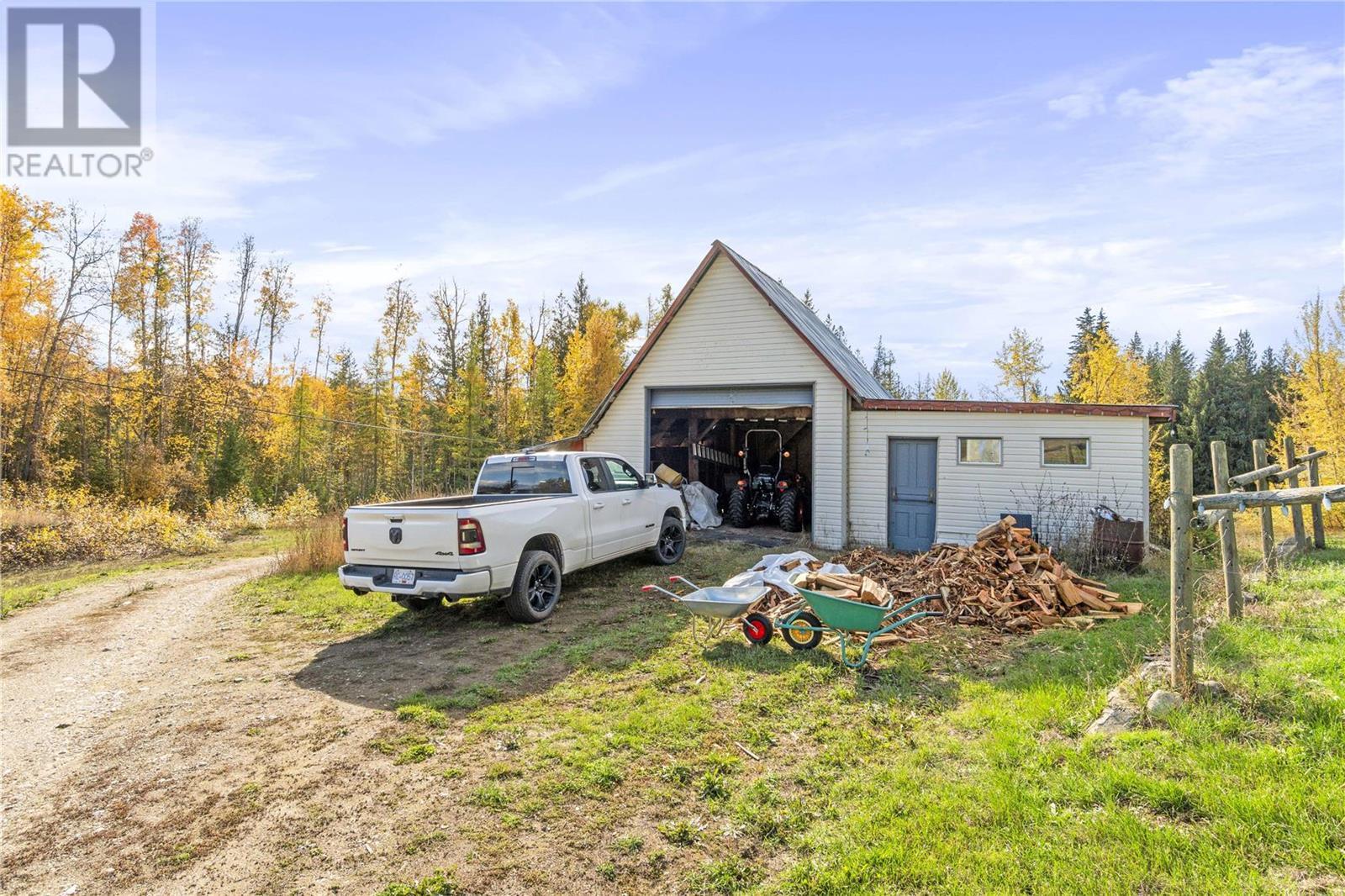 627 Grandview Bench Road SE